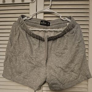 Hollister Mens 5in Light Gray Lounge Shorts